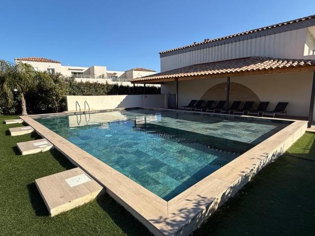 maz poseidon 74 - Appartement 2 Chambres avec Balcon et Terrasse - 12