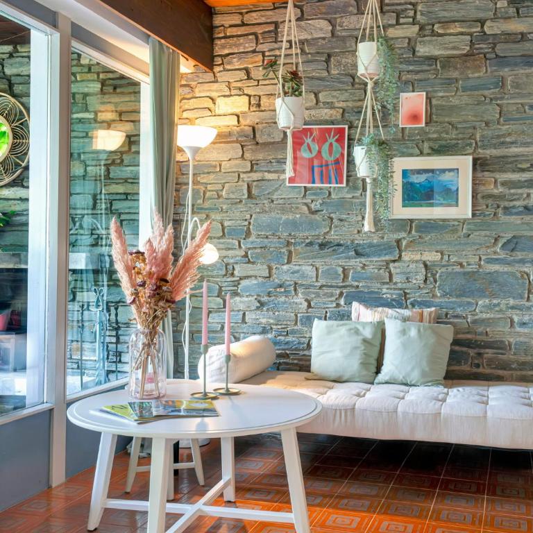 Gemütliche Ferienwohnung mit Terrasse und Seeblick - Apartment mit 1 Schlafzimmer - 3