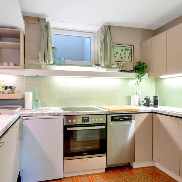Gemütliche Ferienwohnung mit Terrasse und Seeblick - Apartment mit 1 Schlafzimmer - 9