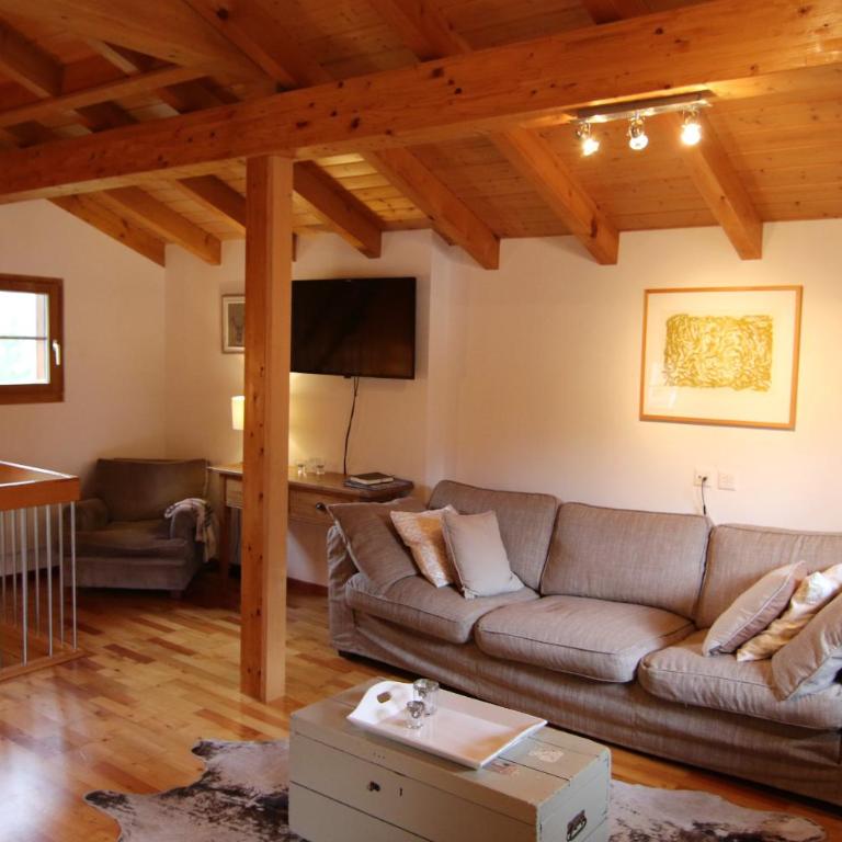 Mountain Village Chalet - Superior Chalet - 5