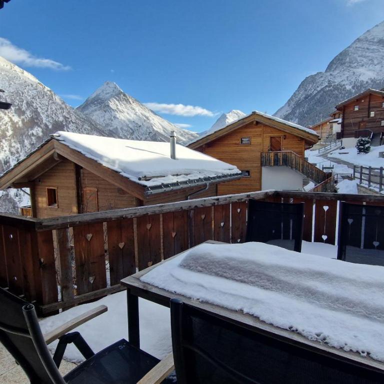 Mountain Village Chalet - Superior Chalet - 16