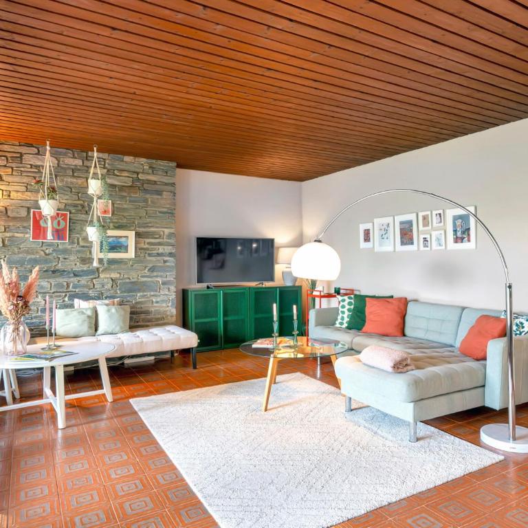 Gemütliche Ferienwohnung mit Terrasse und Seeblick - Apartment mit 1 Schlafzimmer - 1