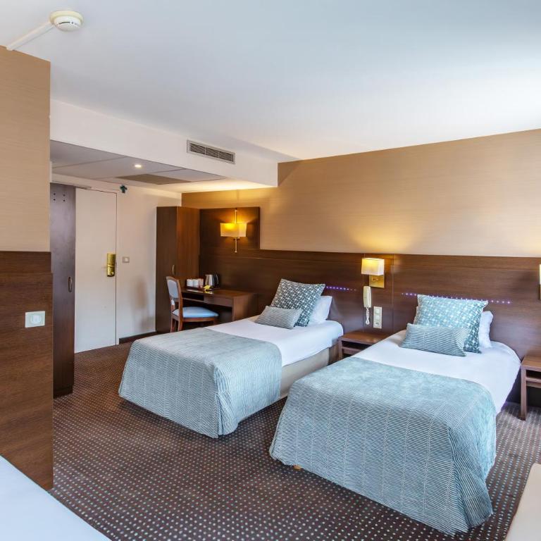 Helgon Hotel - Lourdes Pyrénées - Standard Dreibettzimmer - 3