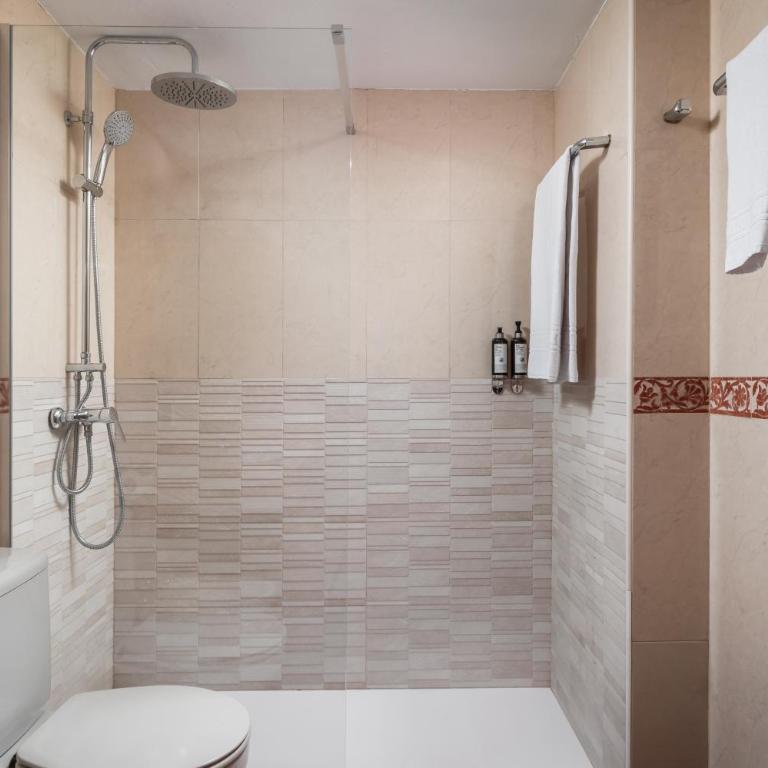 Sunotel Aston - Standard Double Room - 2