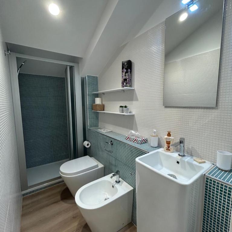 MoleVibes, Mansarda Panoramica - Piazza Vittorio - Appartamento con 1 Camera da Letto - 10