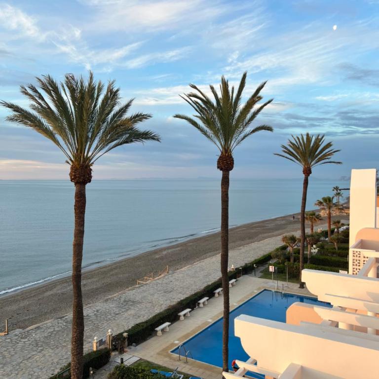 Alma's Dream Estepona - Apartamento de 2 dormitorios con terraza y vistas al mar - 5
