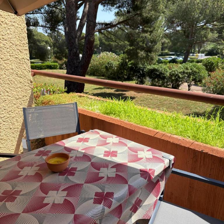 St Cyprien golf appart avec terrasse et piscine - Apartment - 10