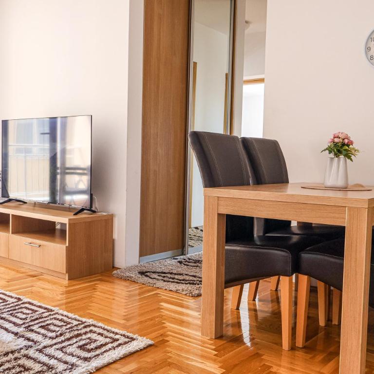 Air Urban - Apartman sa 3 Spavaće Sobe - 16