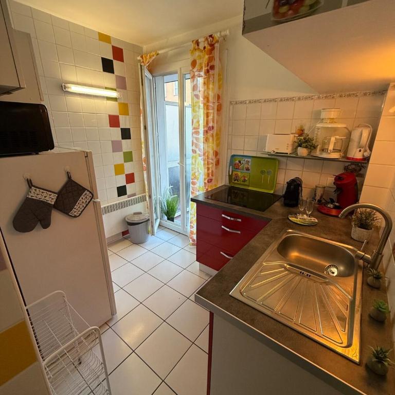 Studio tout équipé face aux thermes - Appartement 1 Chambre - 11