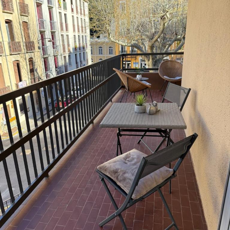 Studio tout équipé face aux thermes - Appartement 1 Chambre - 23