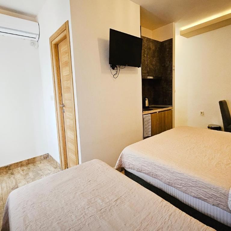 Basileus Apartments Budva - Deluks Studio - 5