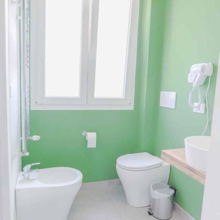 HOLABOLOGNA Luxury Rooms and Flats - Camera Matrimoniale/Doppia con Letti Singoli con Balcone - 19