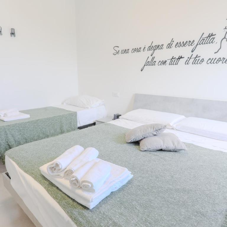 HOLABOLOGNA Luxury Rooms and Flats - Camera Matrimoniale con Letto Supplementare - 10