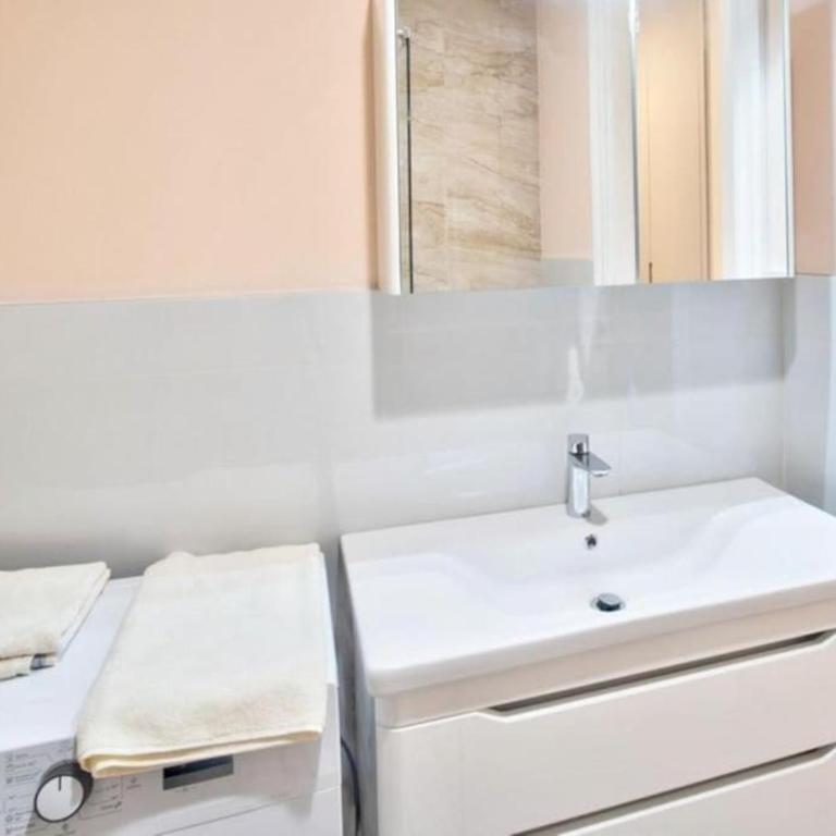 Skyline Premium Residences Becici - One-Bedroom Apartment - 4