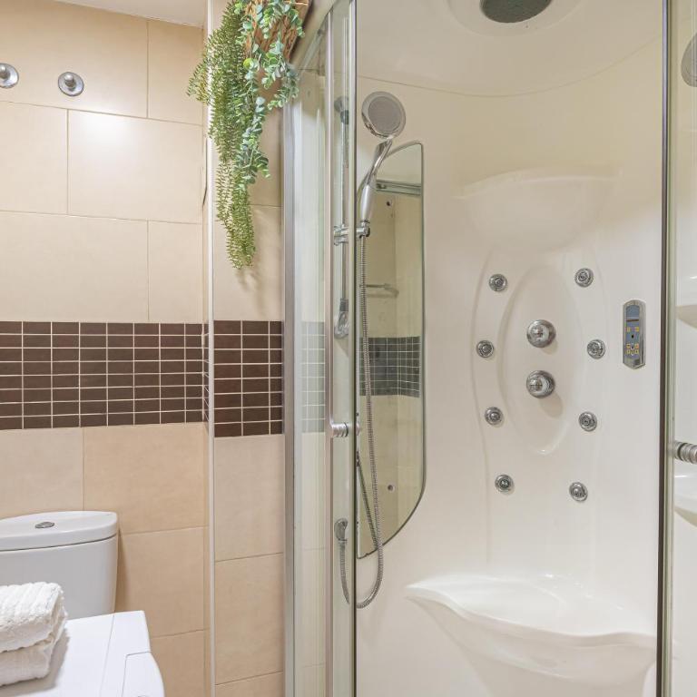 Levante Beach Apartments - One Bedroom Apartment with Terrace and Sea View 3 - 15