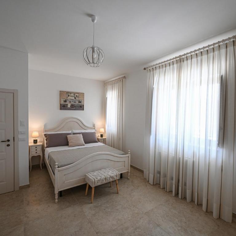 Dimora Zezzella - Camera Tripla - 4