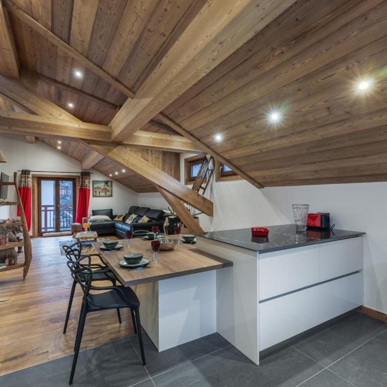 Appartement rénové au centre de Megève avec balcon et parking - FR-1-569-137 - Appartement - 12