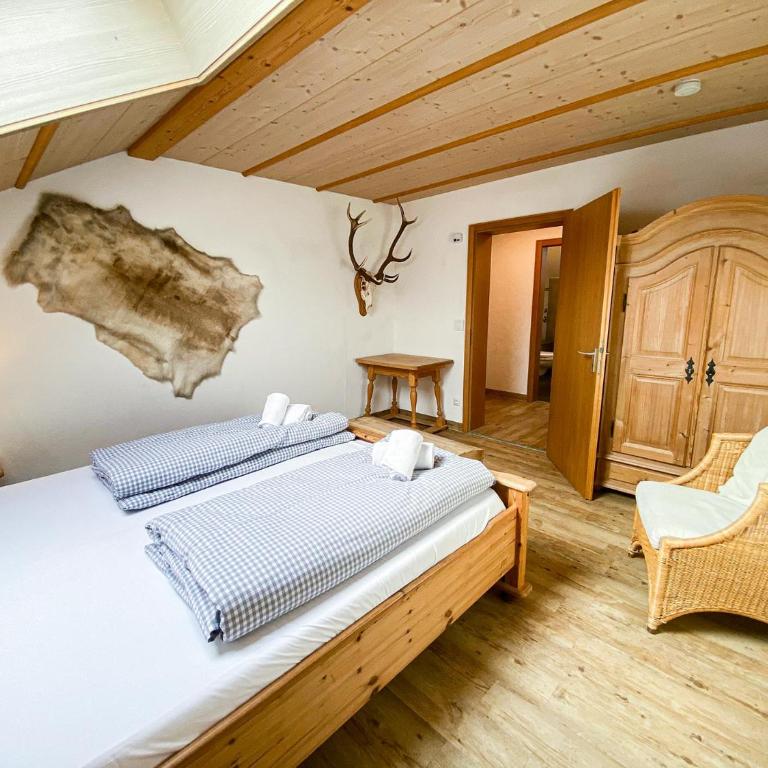Bergfried für Familien mit Balkon - Deluxe Apartment mit 1 Schlafzimmer und Gartenblick - 12
