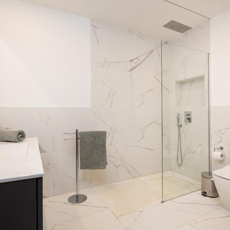 Azul on the New Golden Mile 1min walk from beach by Allstay - Apartamento de 2 dormitorios con terraza - 8