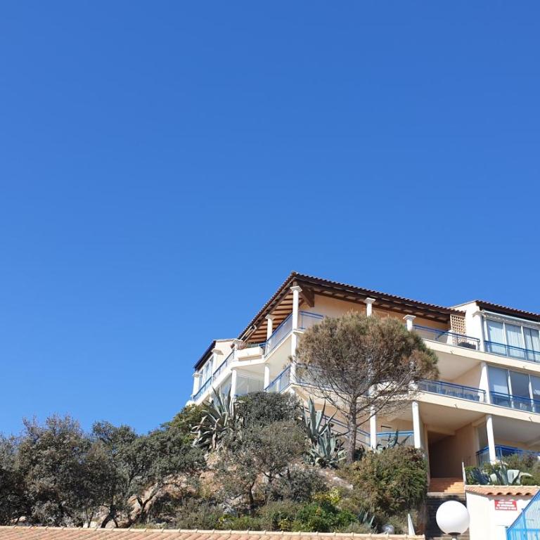Saint Pierre la mer - Logement climatisé avec piscine et à 5mn d'une plage de sable fin - Apartamento de 2 dormitorios - 4