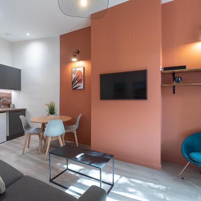 Let's- 2 and 1 - Sweet Voltaire - Appartement 2 Chambres - 1