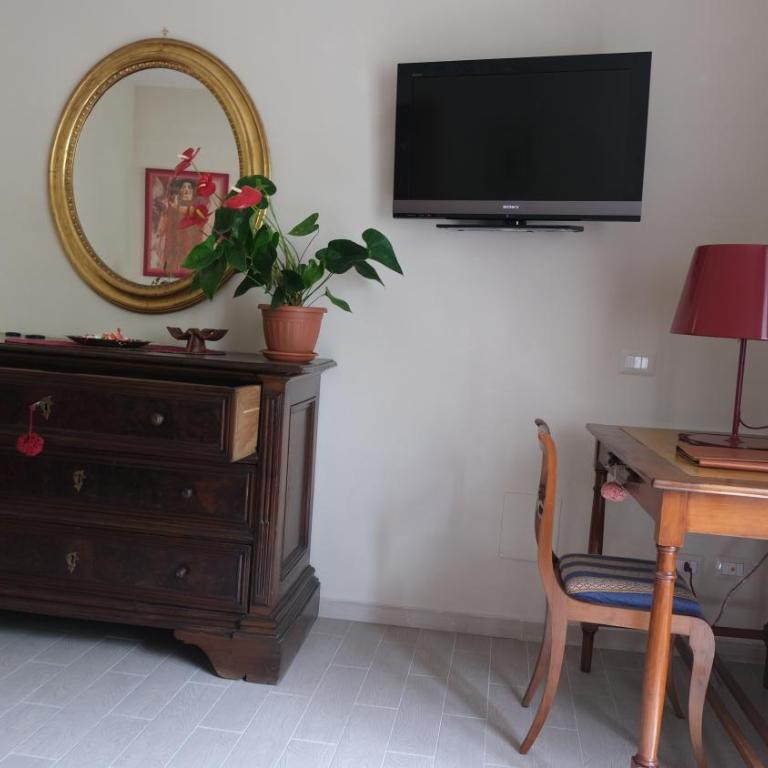 B&B Caput Mundi - Triple Room with Private Bathroom - 3