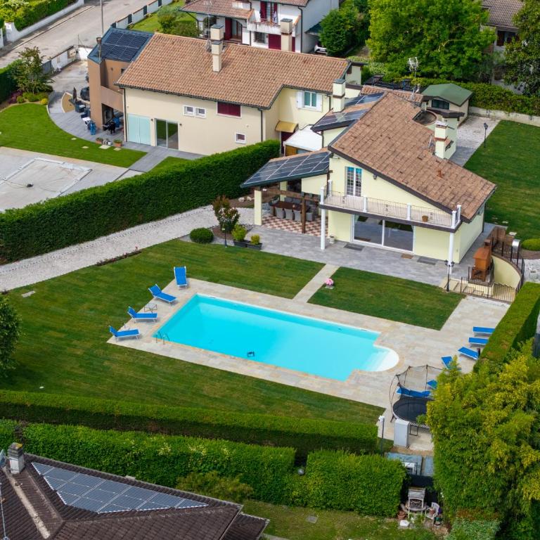 Exclusive Venice Pool Villa - Garden, BBQ & Privacy - Villa with Private Pool - 7