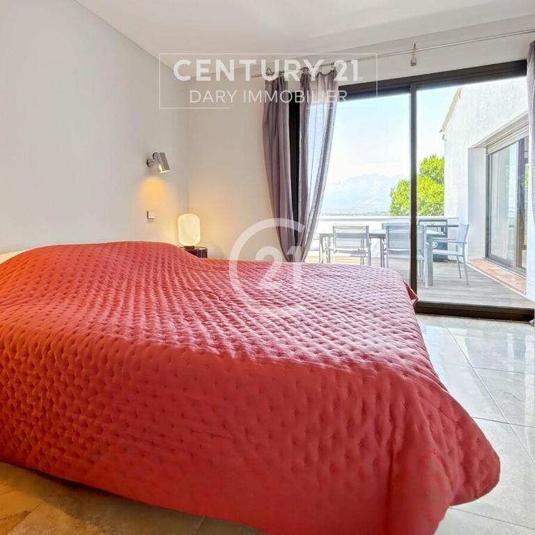 Maison familiale avec vue sur la baie de Calvi - Maison 3 Chambres - 37