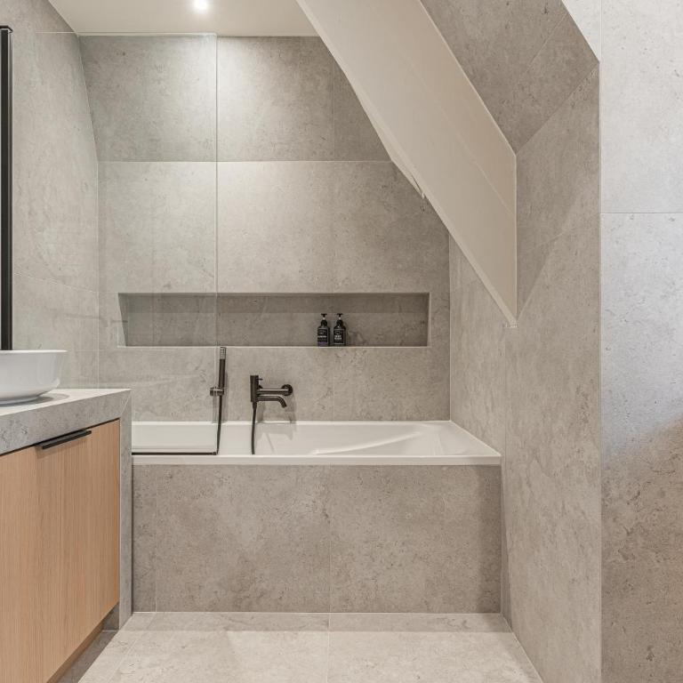 Luxueuse Chaumière 4 Chambres avec Piscine - Villa - 12
