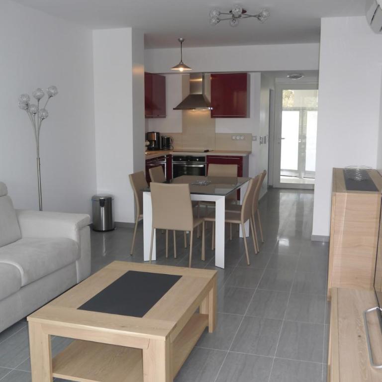 Very nice apartment 100 meters Calvi beach - Appartement 2 Chambres - 2