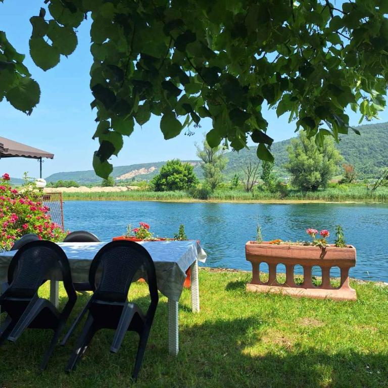 Guest House Seka - Three-Bedroom House - 27