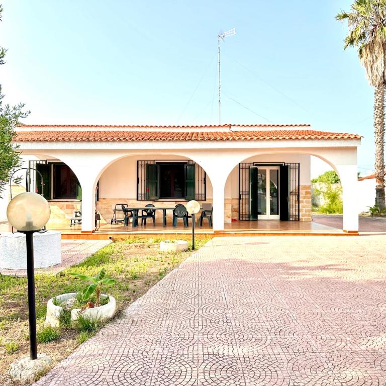 Vivi Salento Villa a Torre Lapillo - Villa con 3 Camere da Letto - 2
