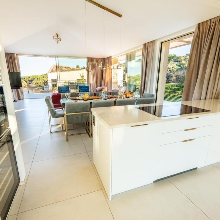 Villa Sous le Soleil - Villa - 9
