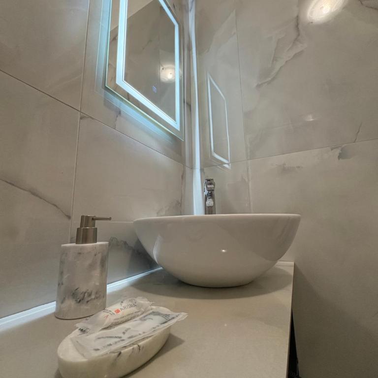 Waterfront B&B - Camera Matrimoniale con Bagno Privato - 5