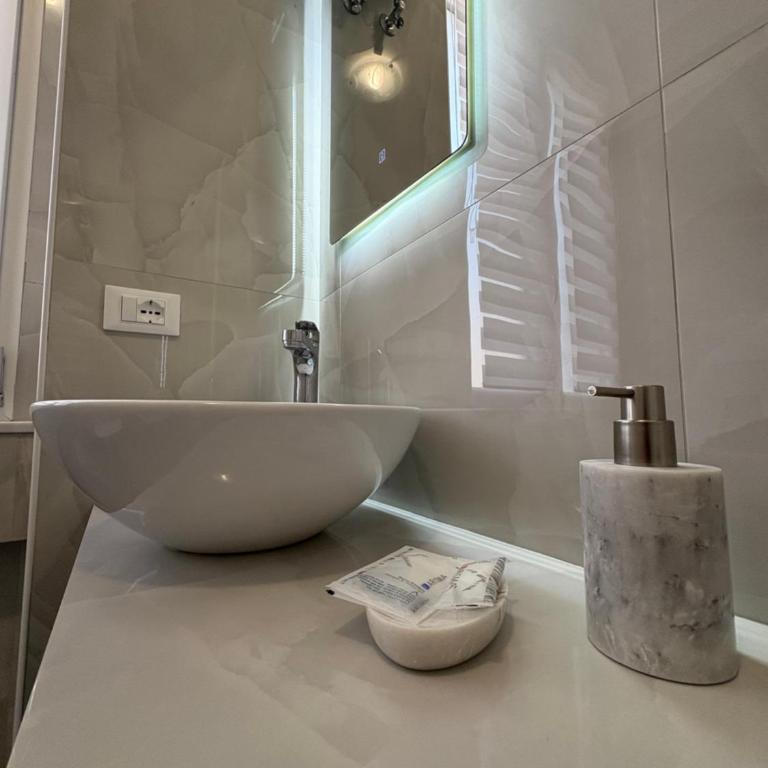 Waterfront B&B - Camera Matrimoniale con Bagno Privato - 6
