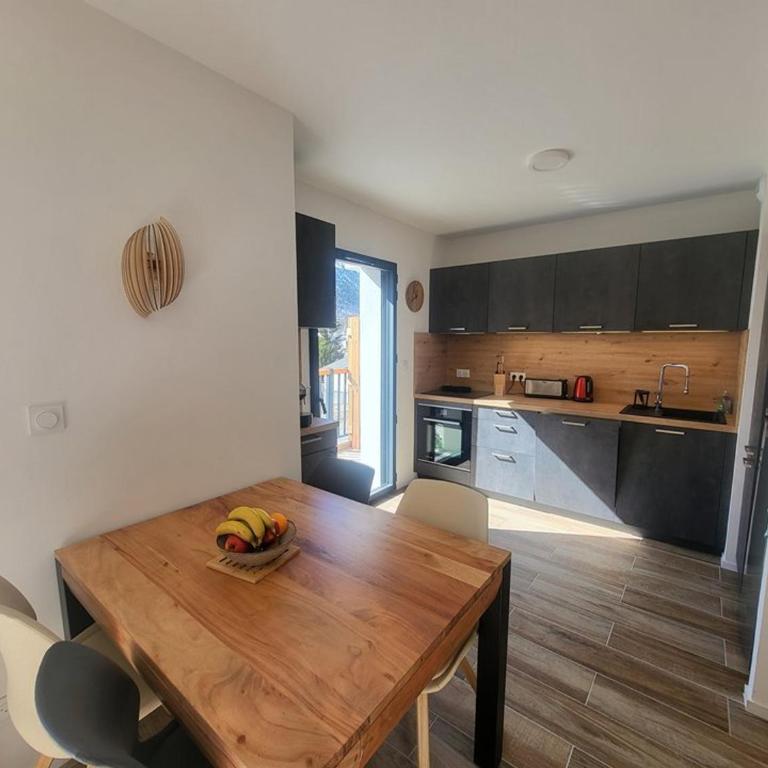 Bel appartement à Montgenèvre avec parking couvert - FR-1-266-251 - Apartamento - 12