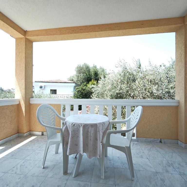 Guest House Anika - Double Room with Balcony - 4
