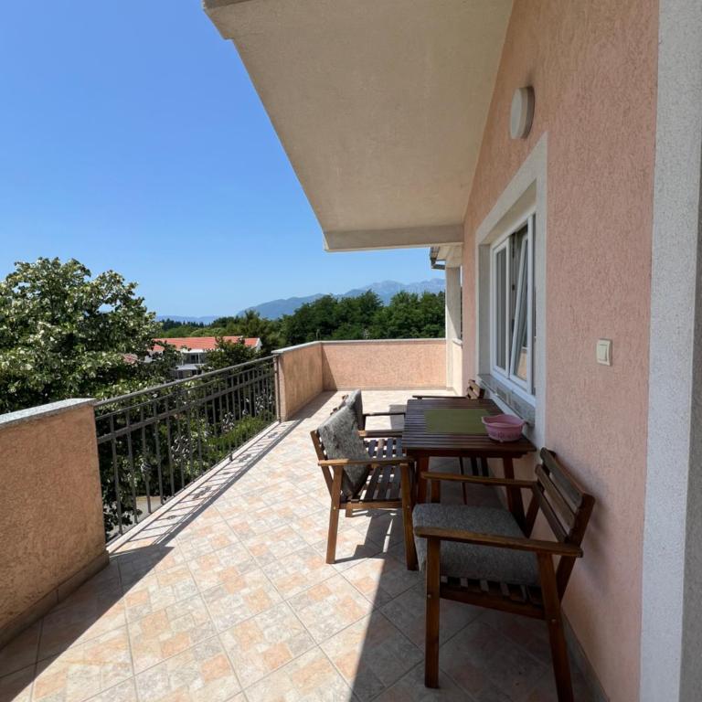 Vladivostok Apartments - Two-Bedroom Apartment with Balcony and Sea View - 17