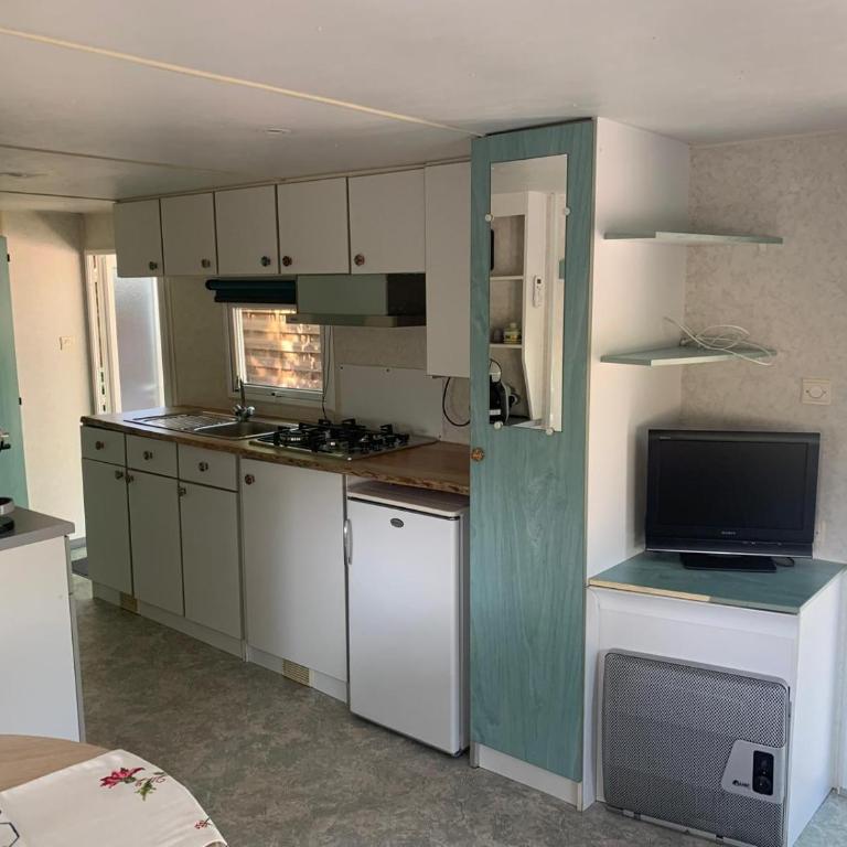 Mobil Home dans propriété privée - Mobile Home - 19