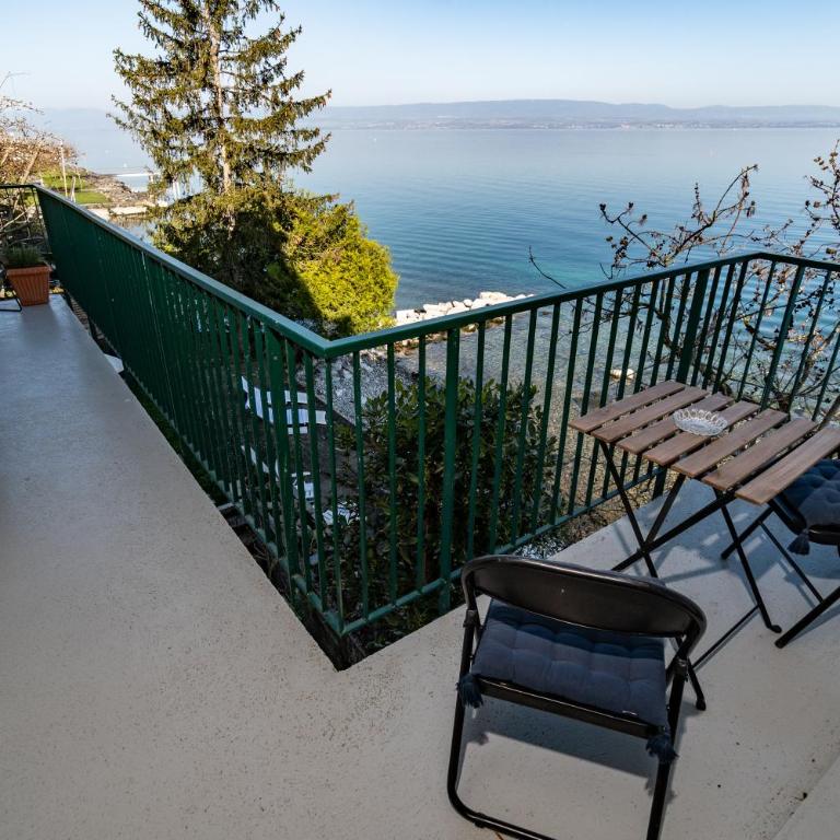 La Villa du Lac - Appartements de vacances - Les pieds dans l'eau - Appartement 3 Chambres - Vue sur Lac - 21