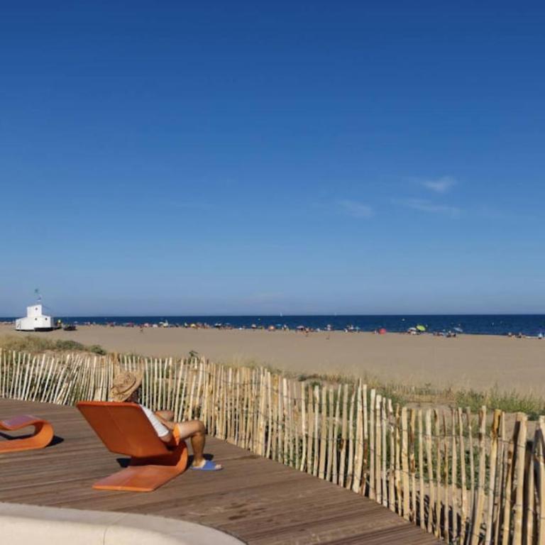 Saint Pierre la mer - Logement climatisé avec piscine et à 5mn d'une plage de sable fin - Apartamento de 2 dormitorios - 2