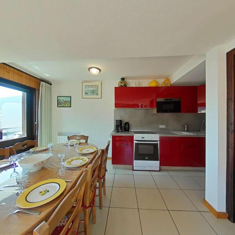 Superbe Appt 5 Pièces, 8 Couchages, Cheminée, Balcon Sud, au Grand-Bornand - FR-1-241-197 - Apartamento (8 adultos) - 4