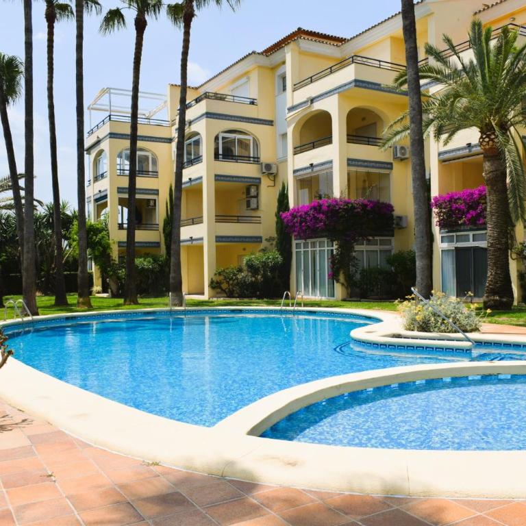 Anacasa Royal Playa les Marines AP1213 - Apartamento con vistas a la piscina - 1