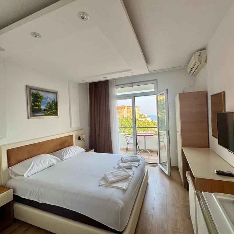 Adriatic Apartments - Double Room - 8