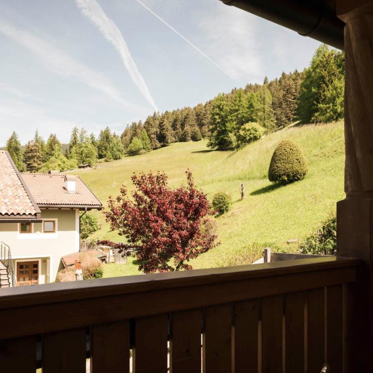 Hotel Ansitz Jakoberhof - Camera Matrimoniale Standard con Balcone - 4