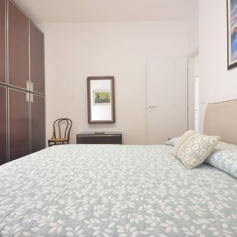 Sanguineti Flexyrent apt AC - Appartamento con 2 Camere da Letto - 13