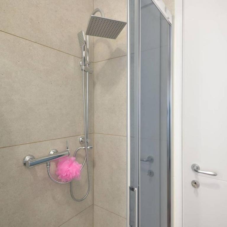 Sanguineti Flexyrent apt AC - Appartamento con 2 Camere da Letto - 18