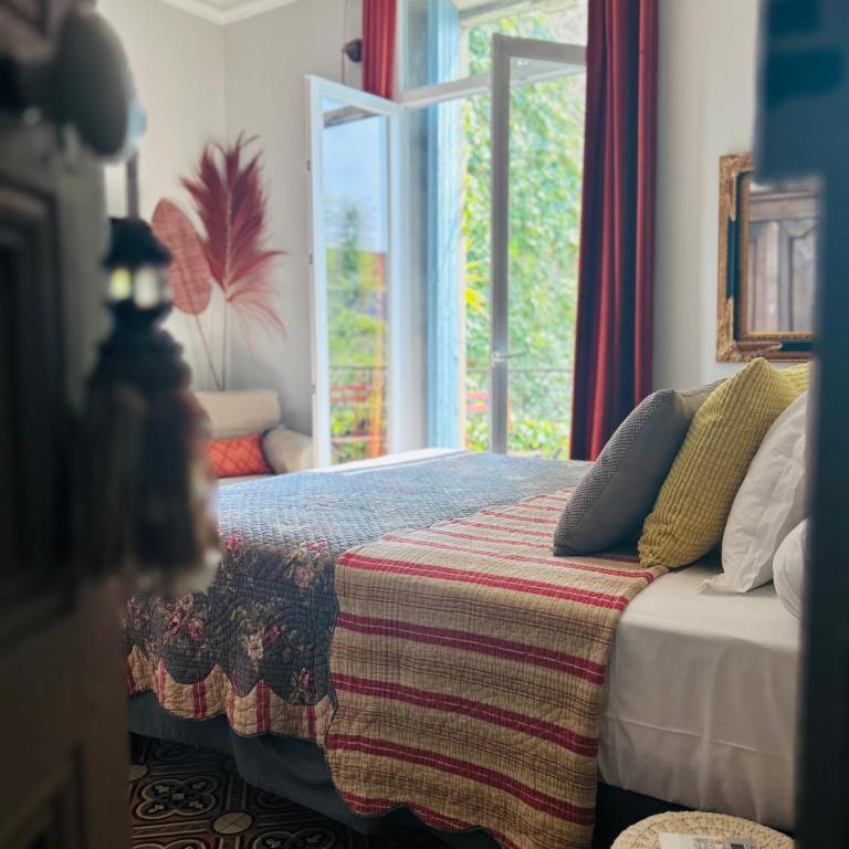 MAISON la BOHÈME Une parenthèse enchantée au cœur du charme, petit-déjeuner de rêve - Chambre Double Deluxe avec Douche - 7