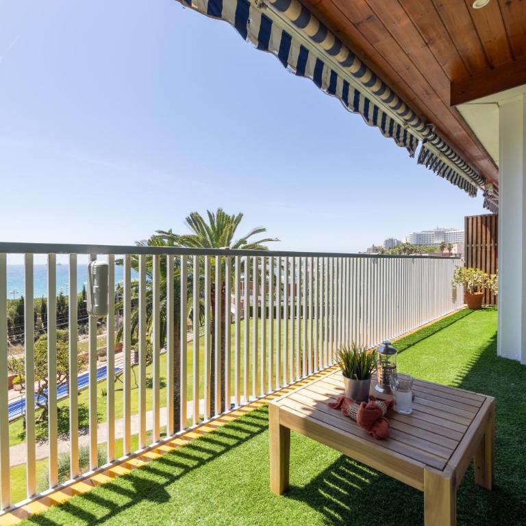 Verd i Blau - Apartament amb Piscina - Apartamento de 2 dormitorios con balcón y vistas al mar - 2