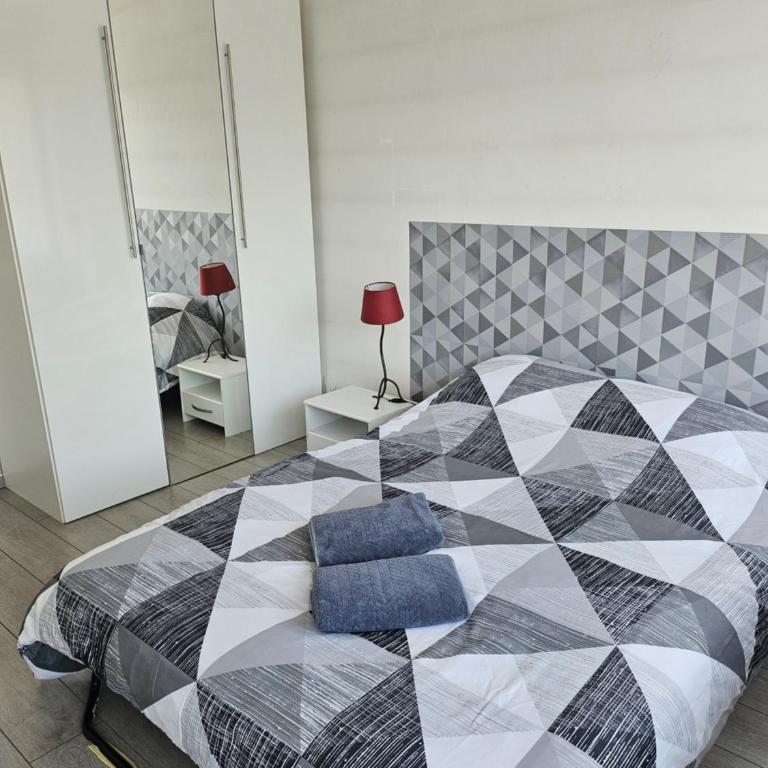 F2 avec grand balcon quartier gare! - Apartment mit 1 Schlafzimmer - 13